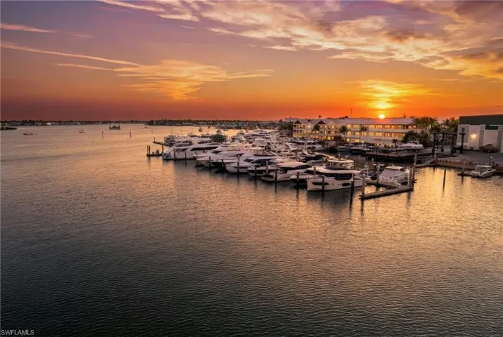 BOATER'S DELIGHT! Deeded dock spacewith the unit!