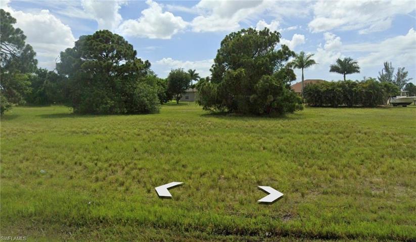 1404 Chiquita BLVD N, CAPE CORAL FL 33993