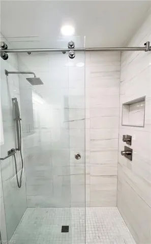 Guest Shower