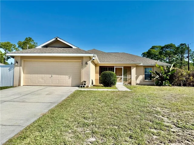 103 E 11th St, Lehigh Acres, Florida 33972