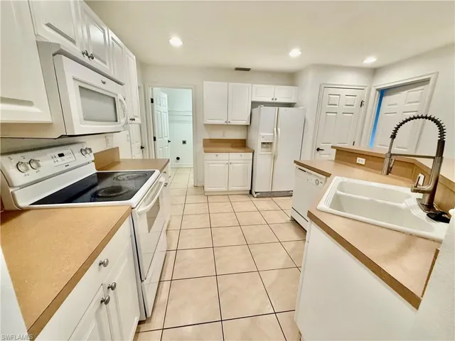 103 E 11th St, Lehigh Acres, Florida 33972