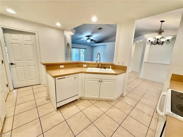 103 E 11th St, Lehigh Acres, Florida 33972
