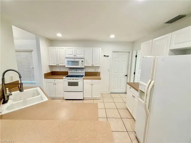 103 E 11th St, Lehigh Acres, Florida 33972
