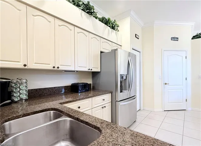 Laundry Room Off Kitchen