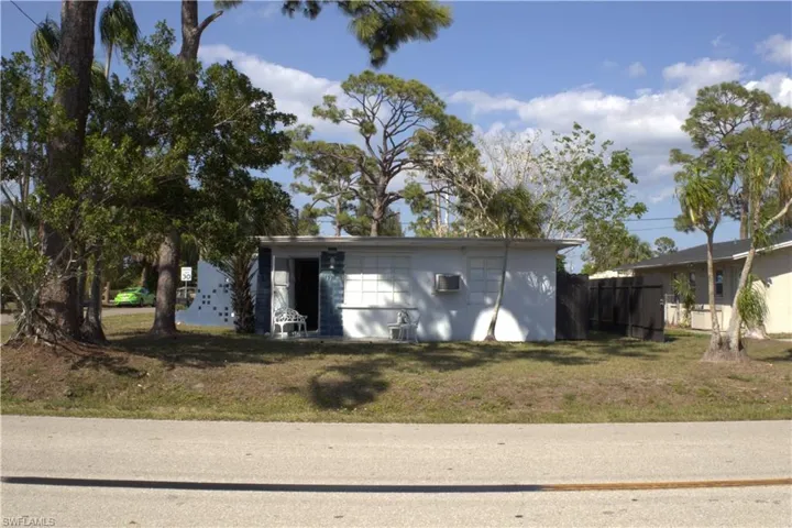 1338  Old Bridge  RD, North Fort Myers, FL 33917