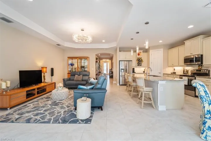 14554  Tropical  DR, Naples, FL 34114