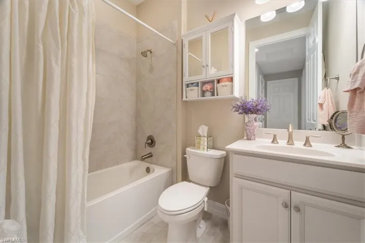 14554  Tropical  DR, Naples, FL 34114
