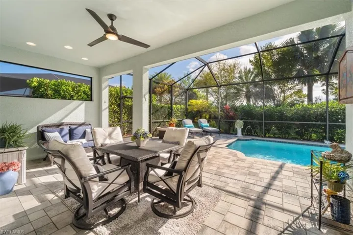 14554  Tropical  DR, Naples, FL 34114