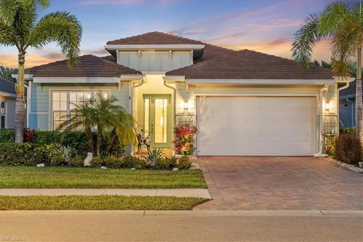 14554  Tropical  DR, Naples, FL 34114