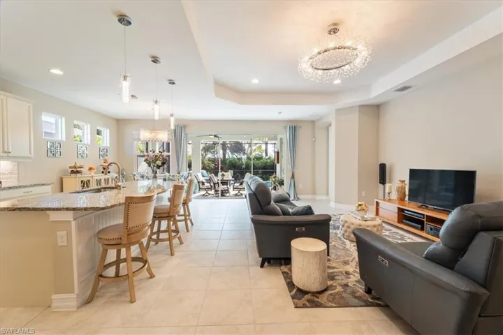 14554  Tropical  DR, Naples, FL 34114