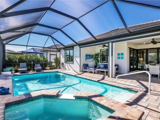 Custom Pool & Spa