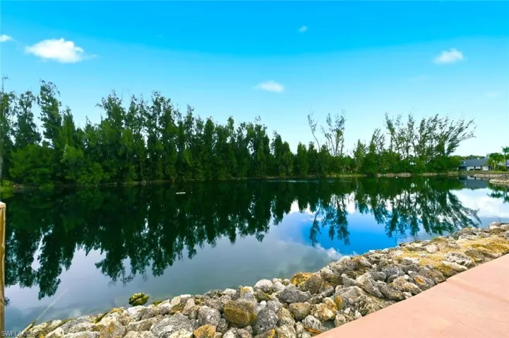16001 Amberwood Lake Ct 1, Fort Myers, Florida 33908