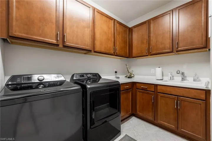 3952 Black Eagle Ln, Fort Myers, Florida 33966
