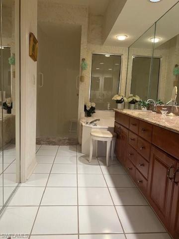 15230 Cedarwood LN # 104, NAPLES FL 34110