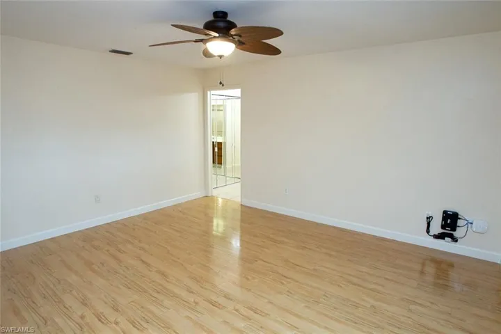 1298 Broadwater Dr, Fort Myers Fl 33919
