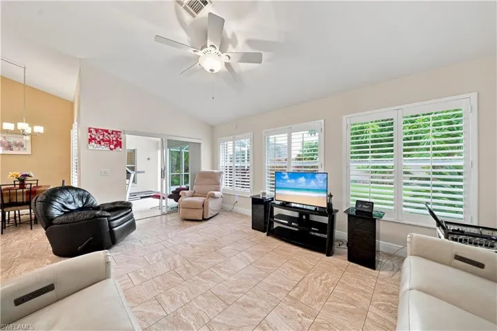 22178 Seashore Cir, Lee, Florida 33928