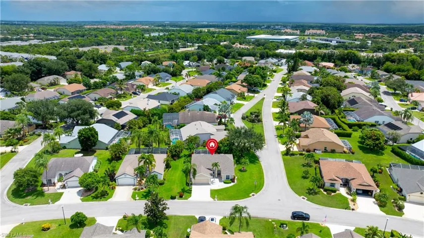 22178 Seashore Cir, Lee, Florida 33928
