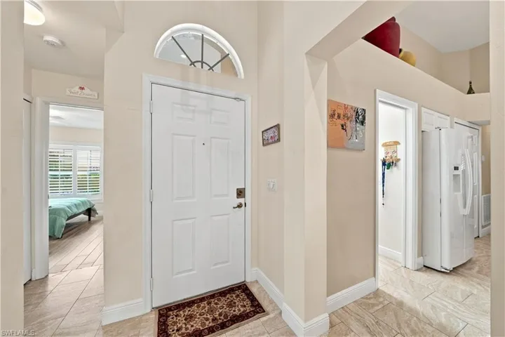 22178 Seashore Cir, Lee, Florida 33928