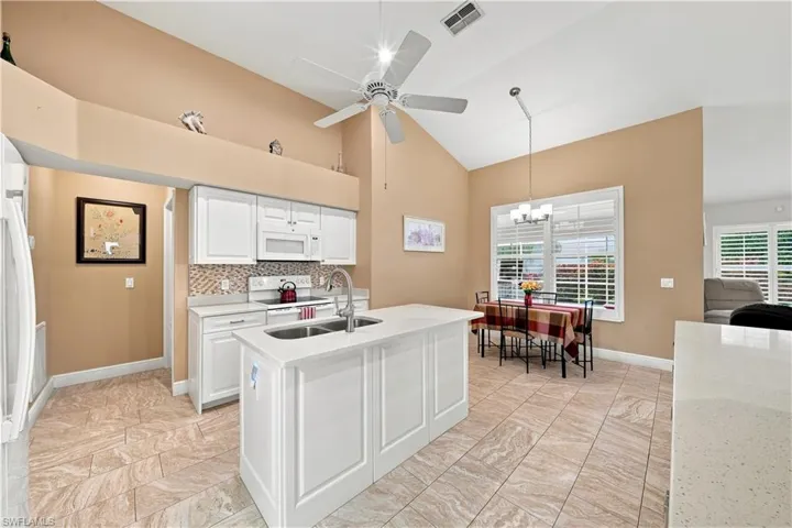 22178 Seashore Cir, Lee, Florida 33928