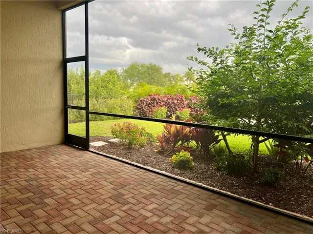 Screened-in Lanai