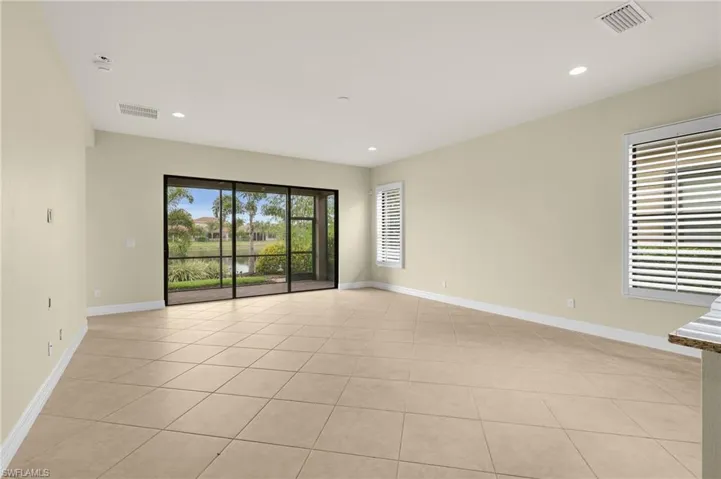 11643  Meadowrun  CIR, Fort Myers, FL 33913