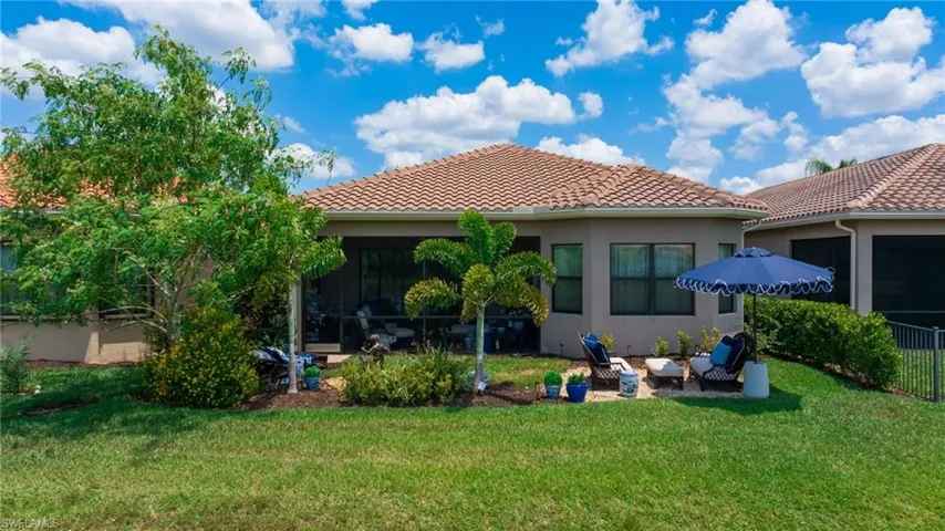 11643  Meadowrun  CIR, Fort Myers, FL 33913