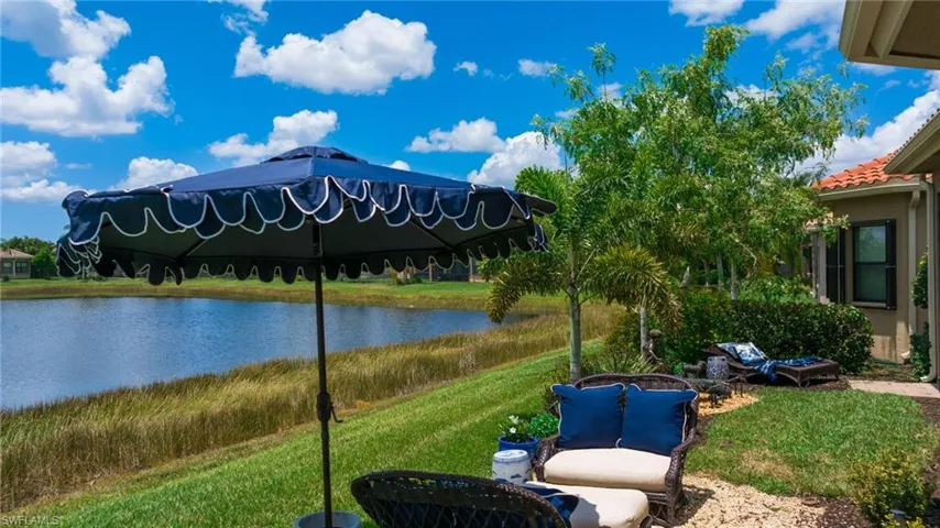 11643  Meadowrun  CIR, Fort Myers, FL 33913