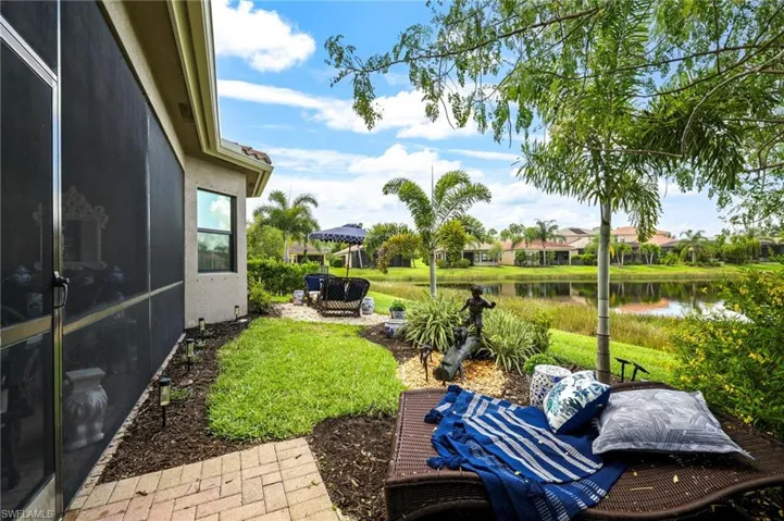11643  Meadowrun  CIR, Fort Myers, FL 33913