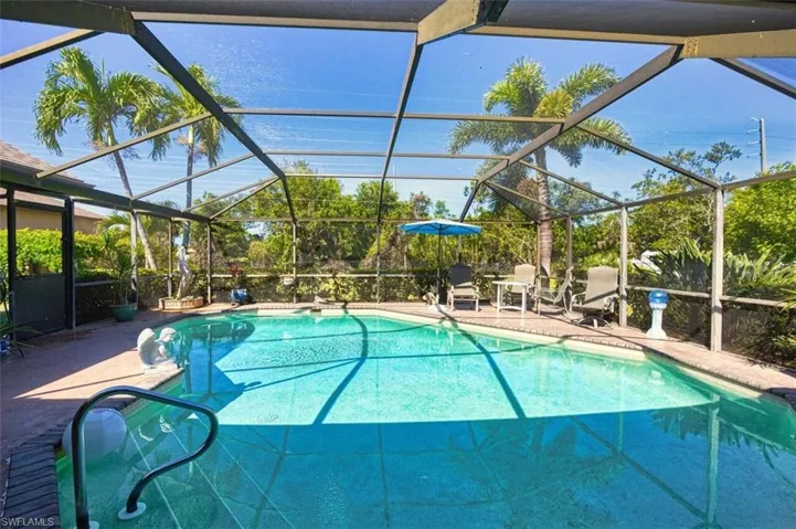 20612 Charing Cross Cir, Estero, Florida 33928