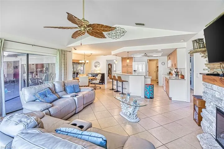20612 Charing Cross Cir, Estero, Florida 33928