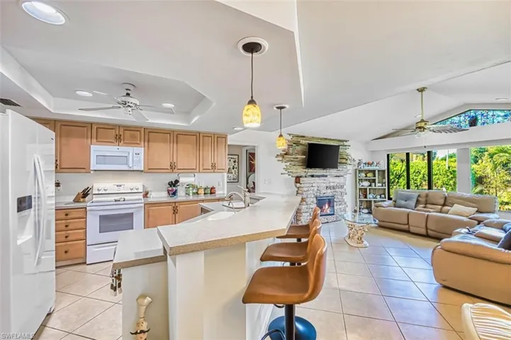 20612 Charing Cross Cir, Estero, Florida 33928