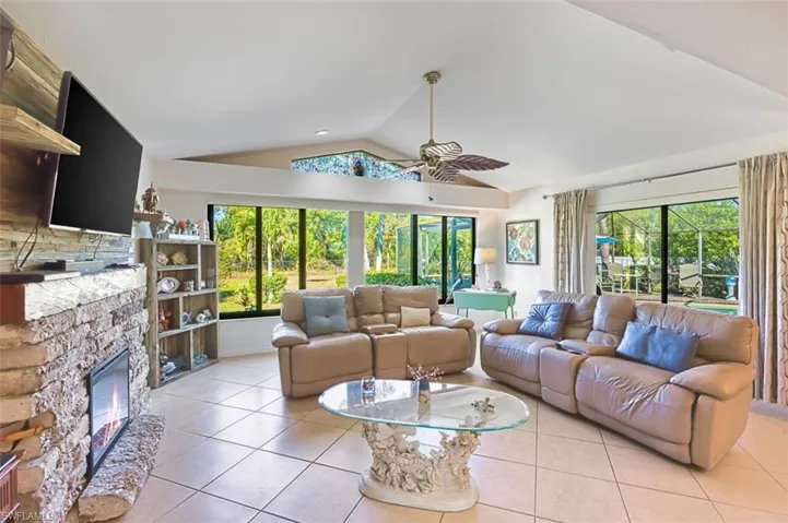 20612 Charing Cross Cir, Estero, Florida 33928