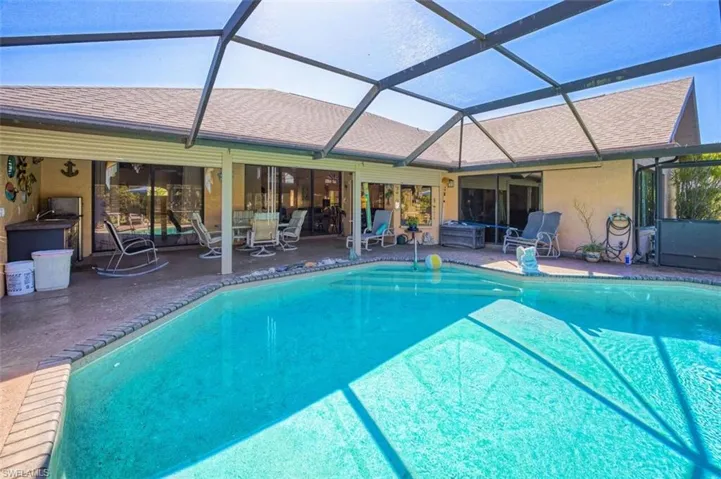 20612 Charing Cross Cir, Estero, Florida 33928