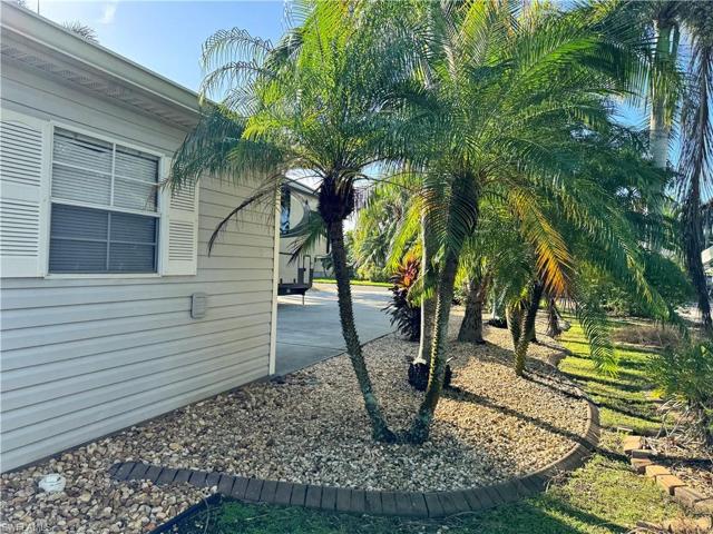 10353 Nightwood DR, FORT MYERS FL 33905