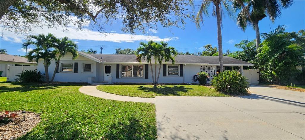 1280 Morningside DR, NAPLES FL 34103