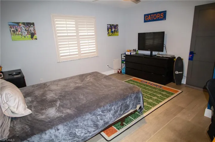 1280 Morningside DR, NAPLES FL 34103