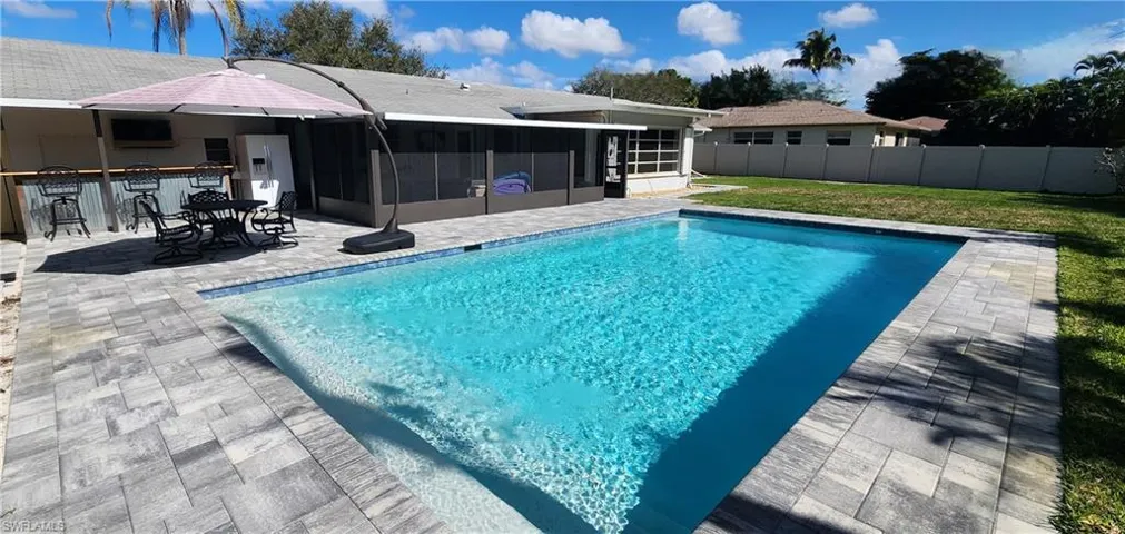 1280 Morningside DR, NAPLES FL 34103