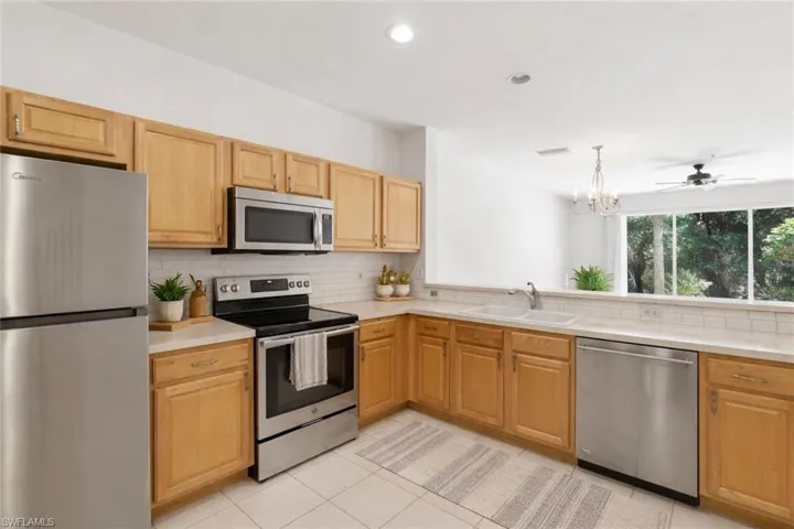 15583  Marcello  CIR, Naples, FL 34110