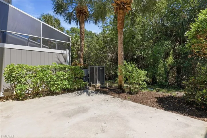 15583  Marcello  CIR, Naples, FL 34110