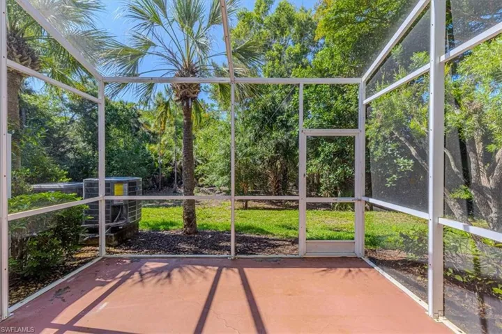 16173  Caldera  LN, Naples, FL 34110
