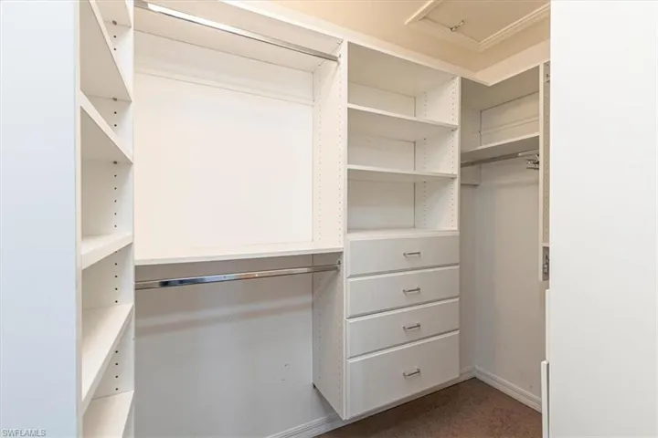 16173  Caldera  LN, Naples, FL 34110