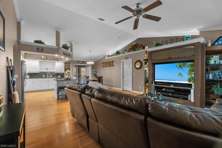 613 Nw 14th Ter, Cape Coral, Florida 33993