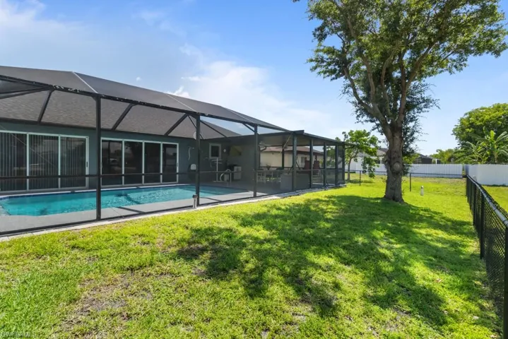 613 Nw 14th Ter, Cape Coral, Florida 33993