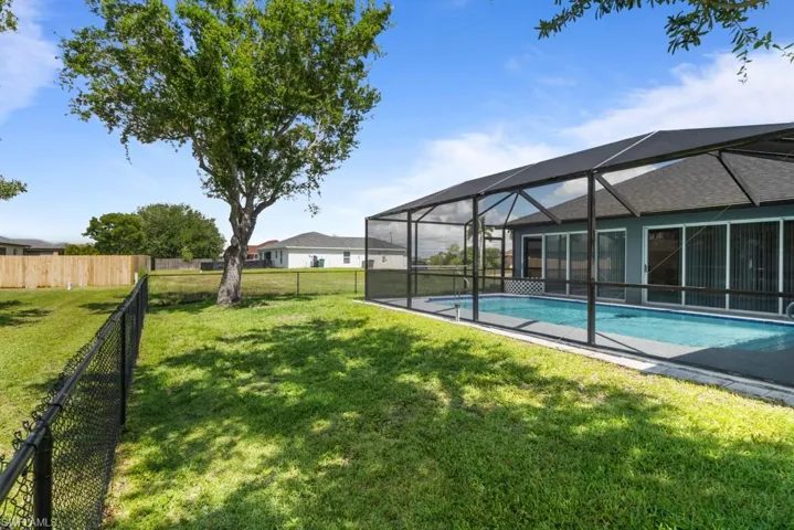 613 Nw 14th Ter, Cape Coral, Florida 33993