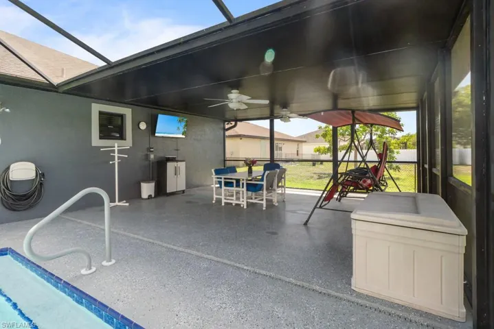 613 Nw 14th Ter, Cape Coral, Florida 33993