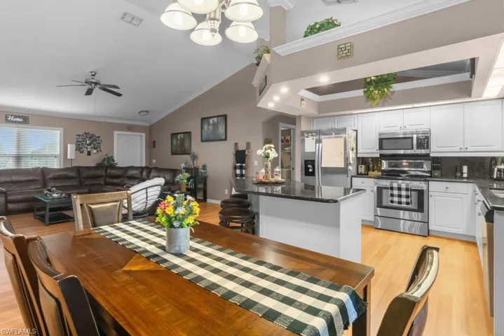 613 Nw 14th Ter, Cape Coral, Florida 33993