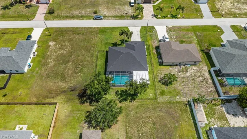 613 Nw 14th Ter, Cape Coral, Florida 33993