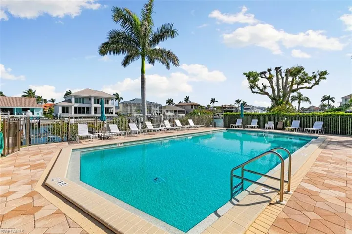 Located right on the waterway