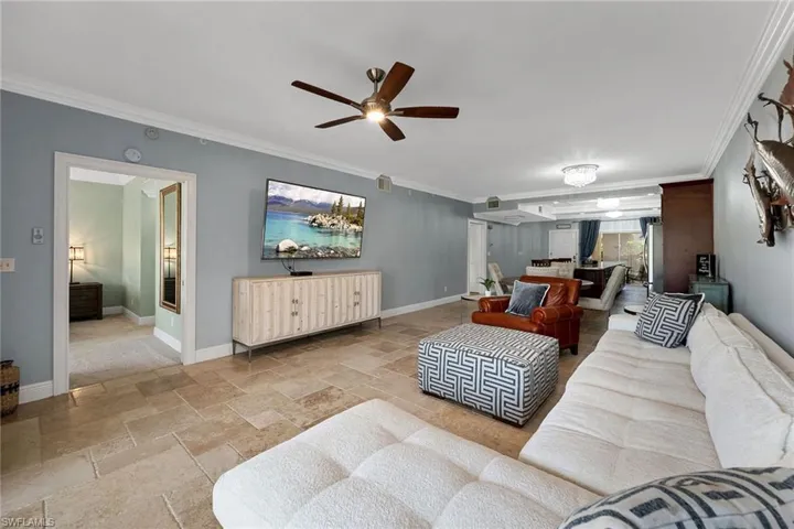 6010  Chardonnay  LN, Naples, FL 34119