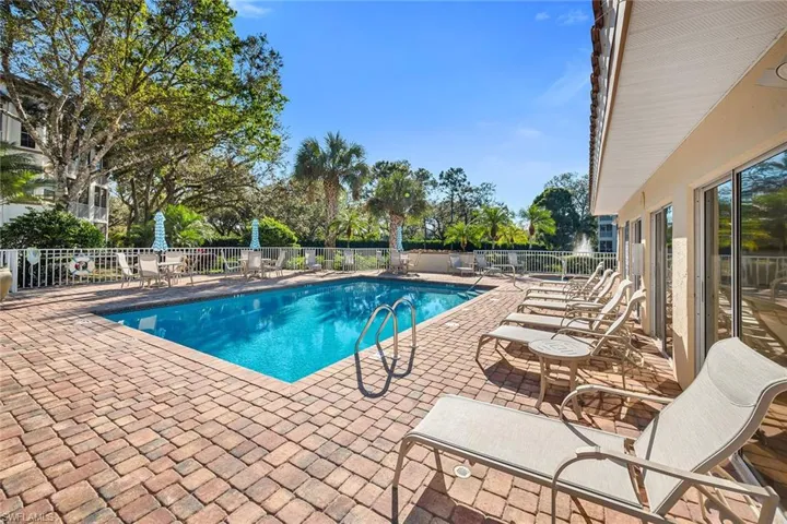 6010  Chardonnay  LN, Naples, FL 34119